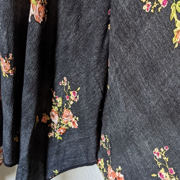 💋 Beautiful Floral Duster L - Picture 13 of 16